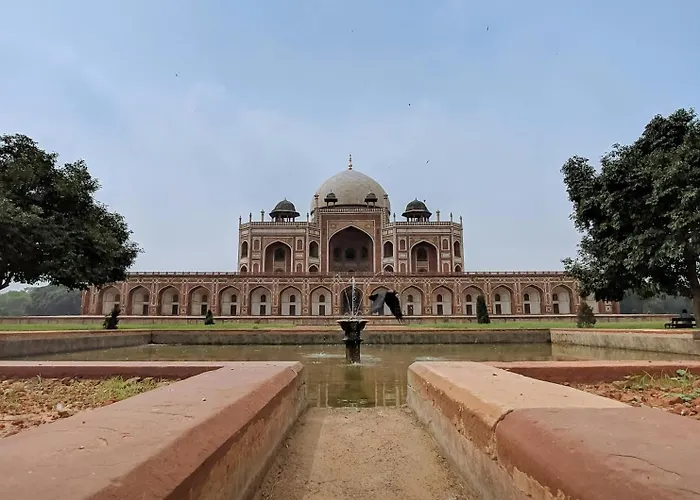 Nizamuddin Railway Station